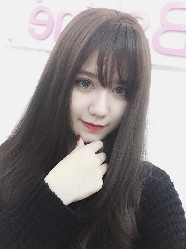 娇妻被老汉扒开双腿进入在线观看